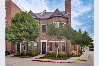420 Crockett Circle, Roanoke, TX 76262 - Photo 2