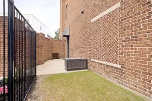 420 Crockett Cir, Roanoke, TX 76262 - Photo 32