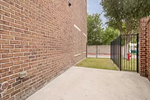 420 Crockett Cir, Roanoke, TX 76262 - Photo 30