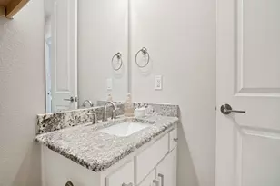 420 Crockett Cir, Roanoke, TX 76262 - Photo 26