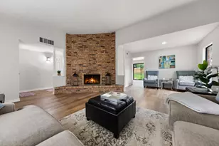809 Levelland Dr, Arlington, TX 76017 - Photo 4