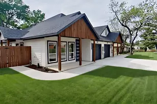406 Indiana St, Arlington, TX 76011 - Photo 4