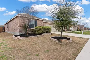 9937 Amosite Dr, Fort Worth, TX 76131 - Photo 4