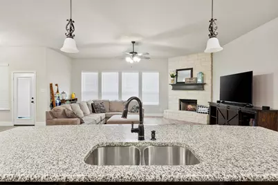354 Wolf Creek Drive, Waxahachie, TX 75165 - Photo 10