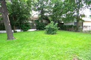 3721 S Henderson Street S, Fort Worth, TX 76110 - Photo 6