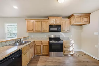 728 W Walker Street, Denison, TX 75020 - Photo 8