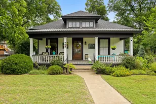 708 N Anglin St, Cleburne, TX 76031 - Photo 2