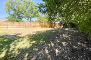 3708 Cranston Ct E, Irving, TX 75062 - Photo 28