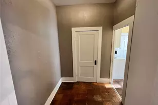 512 Pearl St, Denton, TX 76201 - Photo 2