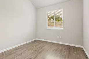 3247 Yeltes, Grand Prairie, TX 75054 - Photo 14