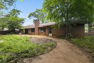 206 Clover Lane, Palestine, TX 75803 - Photo 2