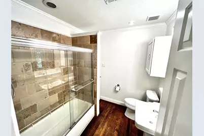8515 Glencrest Lane, Dallas, TX 75209 - Photo 12