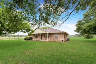 1635 Easy St, Seagoville, TX 75159 - Photo 10