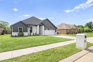 1883 Meadowview, Canton, TX 75103 - Photo 2