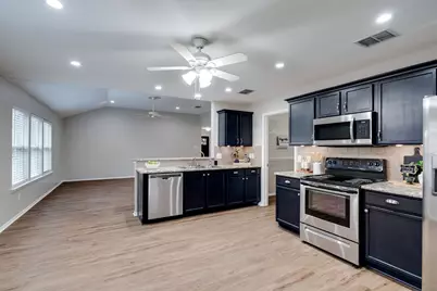 9321 Goldenview Drive, Fort Worth, TX 76244 - Photo 14