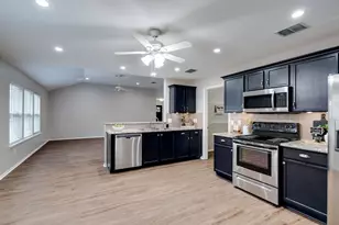 9321 Goldenview Dr, Fort Worth, TX 76244 - Photo 14