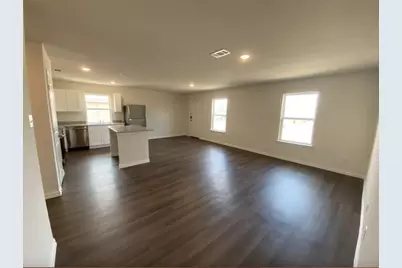 413 E Hull Street, Denison, TX 75020 - Photo 2