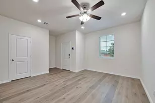 2167 Serenity Ln, Arlington, TX 76015 - Photo 6