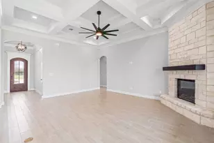 2172 Middlewood Cir, Granbury, TX 76049 - Photo 8