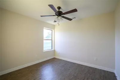 901 N Barrett Avenue, Denison, TX 75020 - Photo 8