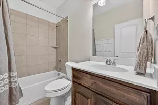 7920 Wilson Cliff Ct, White Settlement, TX 76108 - Photo 20