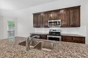 7920 Wilson Cliff Ct, White Settlement, TX 76108 - Photo 8
