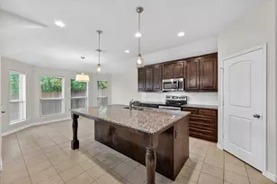 7920 Wilson Cliff Ct, White Settlement, TX 76108 - Photo 12