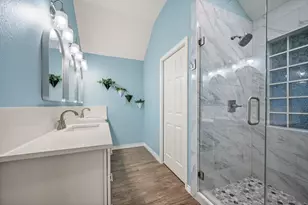 2605 Briargrove Dr, Hurst, TX 76054 - Photo 16