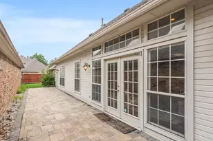 8620 Forest Glen Dr, Irving, TX 75063 - Photo 18
