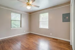 4952 Stadium Dr, Fort Worth, TX 76133 - Photo 12