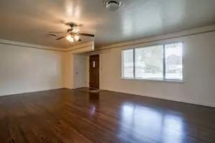 4952 Stadium Dr, Fort Worth, TX 76133 - Photo 4