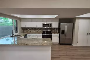 3317 S Edelweiss Dr, Grand Prairie, TX 75052 - Photo 20