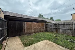 1118 Kathy Ln, Lewisville, TX 75067 - Photo 10