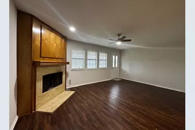 1118 Kathy Lane, Lewisville, TX 75067 - Photo 2
