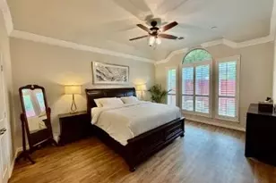 2433 Folkstone Way, Bedford, TX 76021 - Photo 18