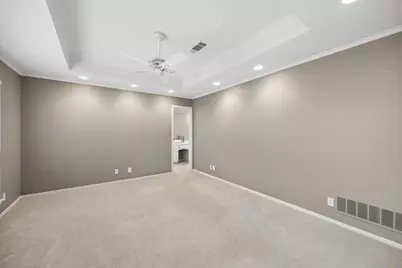 9060 Stone Creek Place, Dallas, TX 75243 - Photo 26