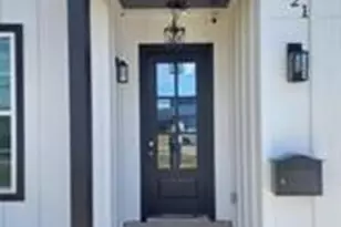 2121 S Edgewood Terrace, Fort Worth, TX 76105 - Photo 4