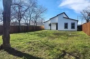 2121 S Edgewood Terrace, Fort Worth, TX 76105 - Photo 16