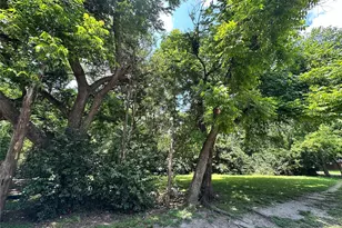 12022 Dixfield Dr, Dallas, TX 75218 - Photo 32