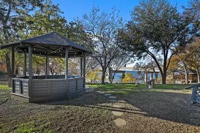 457 2 Pines Lane, Little Elm, TX 75068 - Photo 34