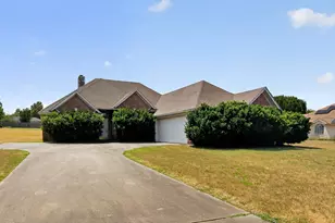 2606 Valley Ridge Ln, Sherman, TX 75092 - Photo 2