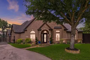 8953 Stratford Dr, North Richland Hills, TX 76182 - Photo 2