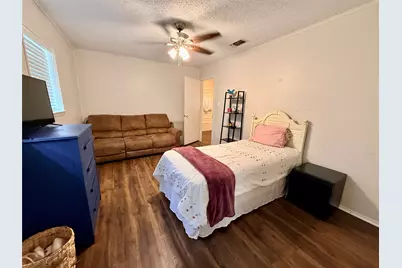 1346 Hillcrest Drive, Graham, TX 76450 - Photo 18