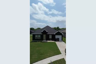 1401 Marshall Street, Greenville, TX 75401 - Photo 2