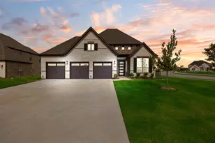 304 Big Antler Ct, Heath, TX 75126 - Photo 2