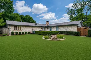 3817 Crestpark Dr, Farmers Branch, TX 75244 - Photo 24