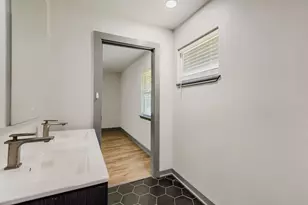 3250 St Croix Dr, Dallas, TX 75229 - Photo 18