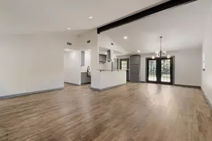 3250 St Croix Dr, Dallas, TX 75229 - Photo 2
