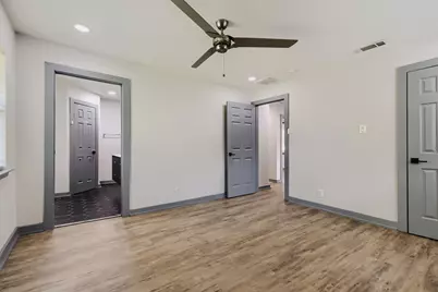 3250 Saint Croix Drive, Dallas, TX 75229 - Photo 8