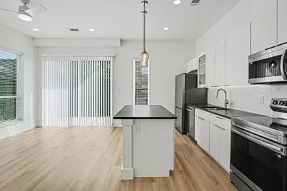 2217 N Fitzhugh Avenue #203, Dallas, TX 75204 - Photo 20